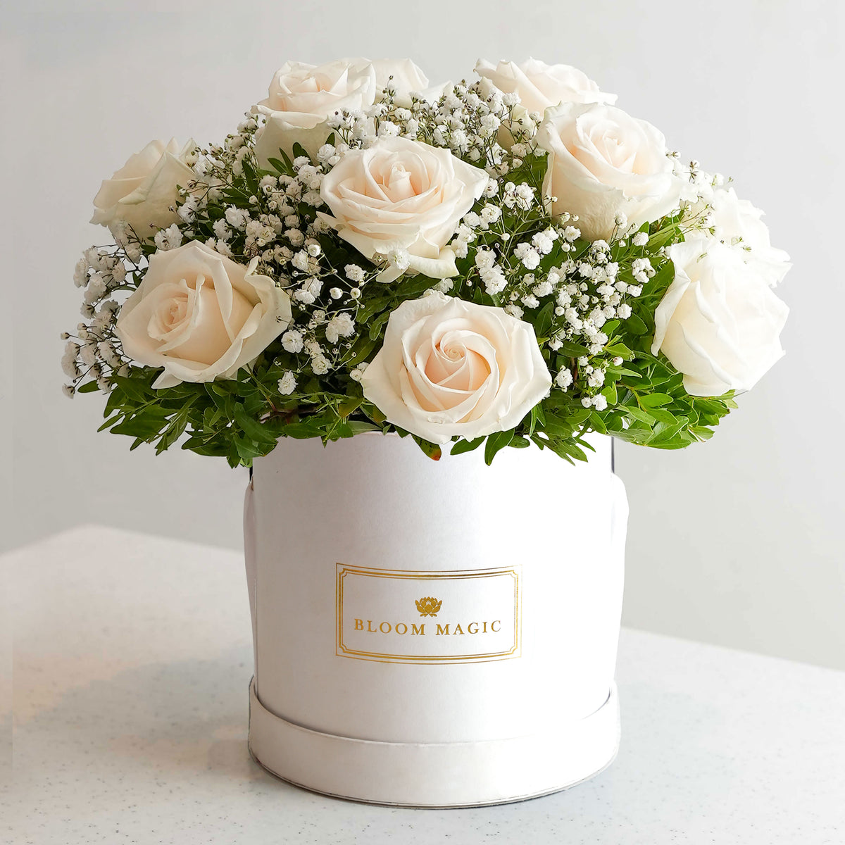 White Roses Hatbox